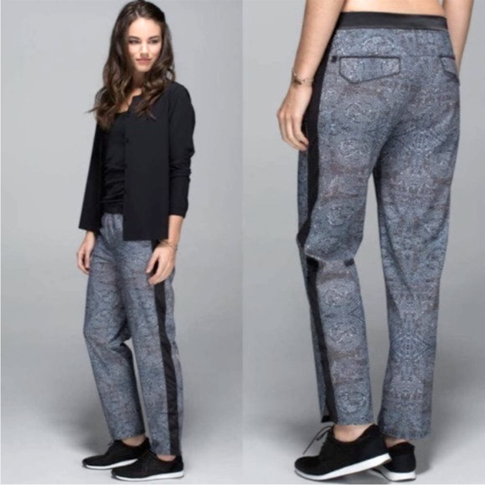 Lululemon Rise and Shine Trousers in Bead Envy Silver Spoon Multi/Black